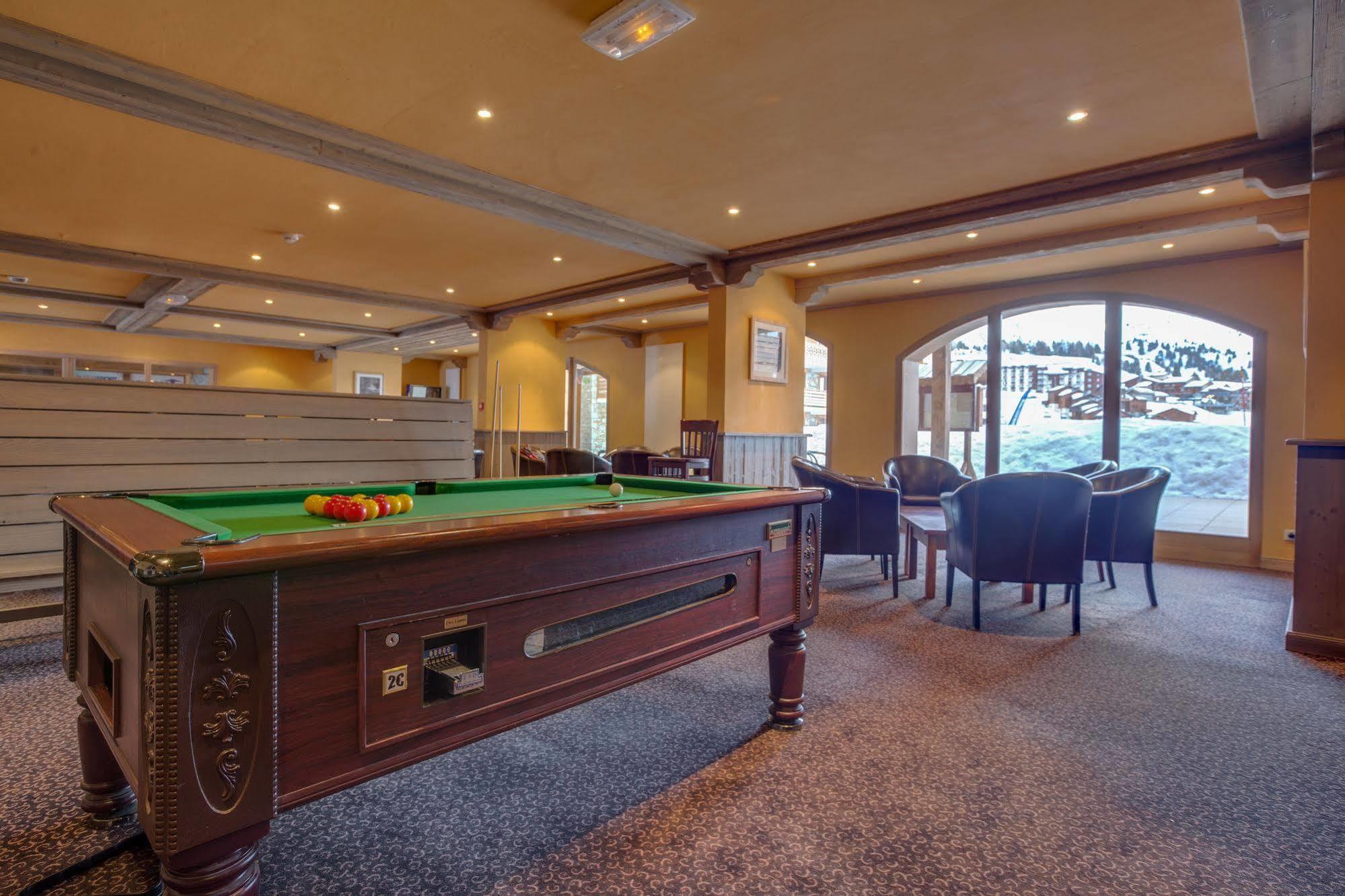 Madame Vacances Lodges Des Alpages La Plagne Exterior photo