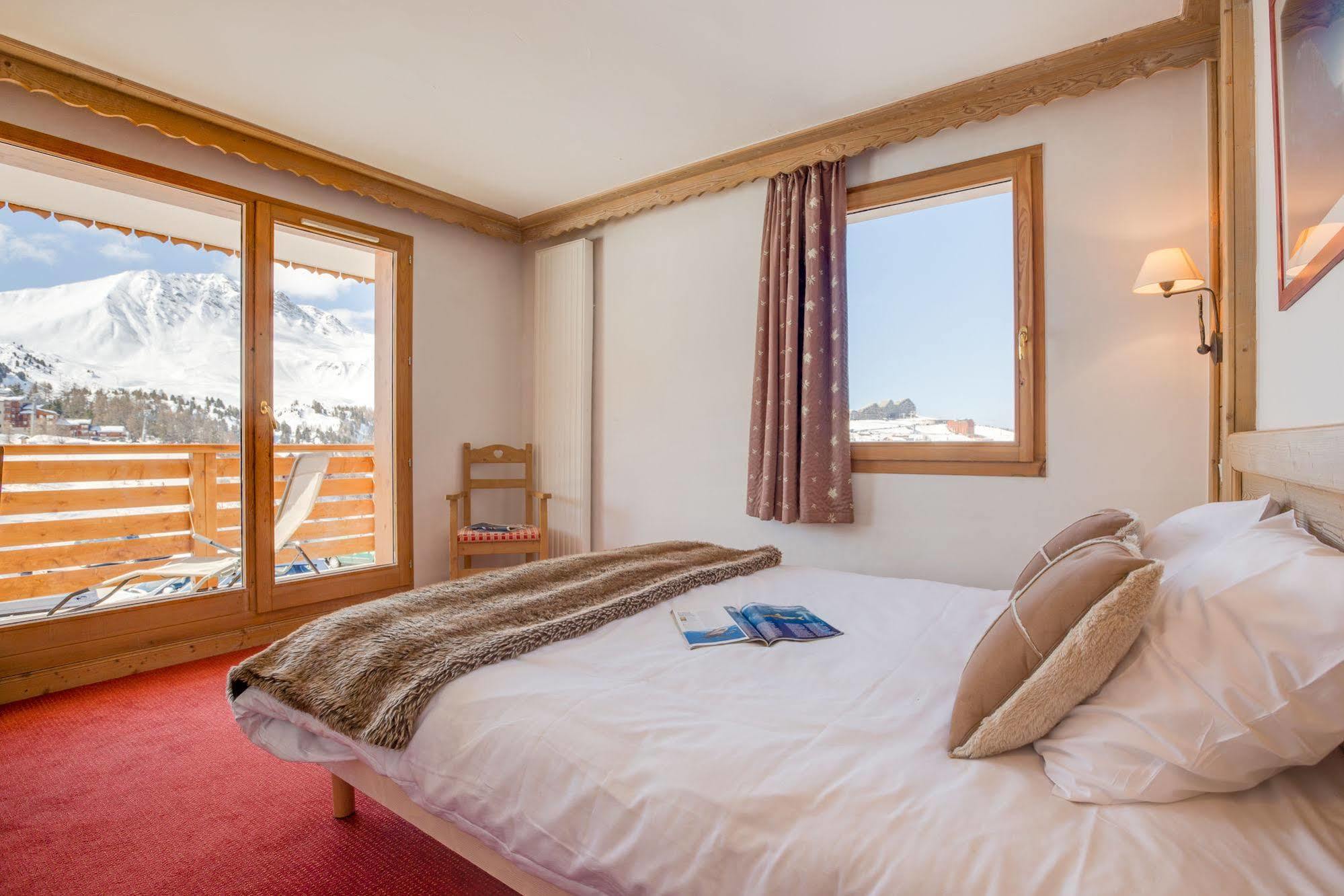 Madame Vacances Lodges Des Alpages La Plagne Exterior photo