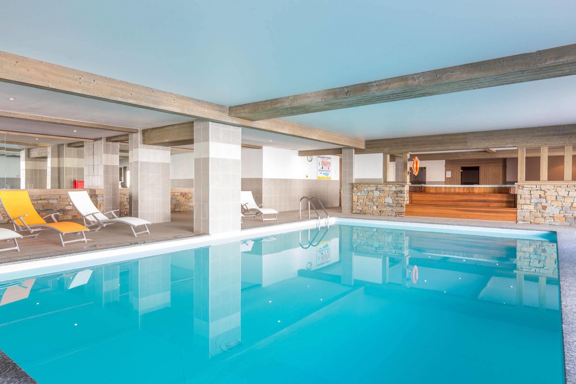 Madame Vacances Lodges Des Alpages La Plagne Exterior photo