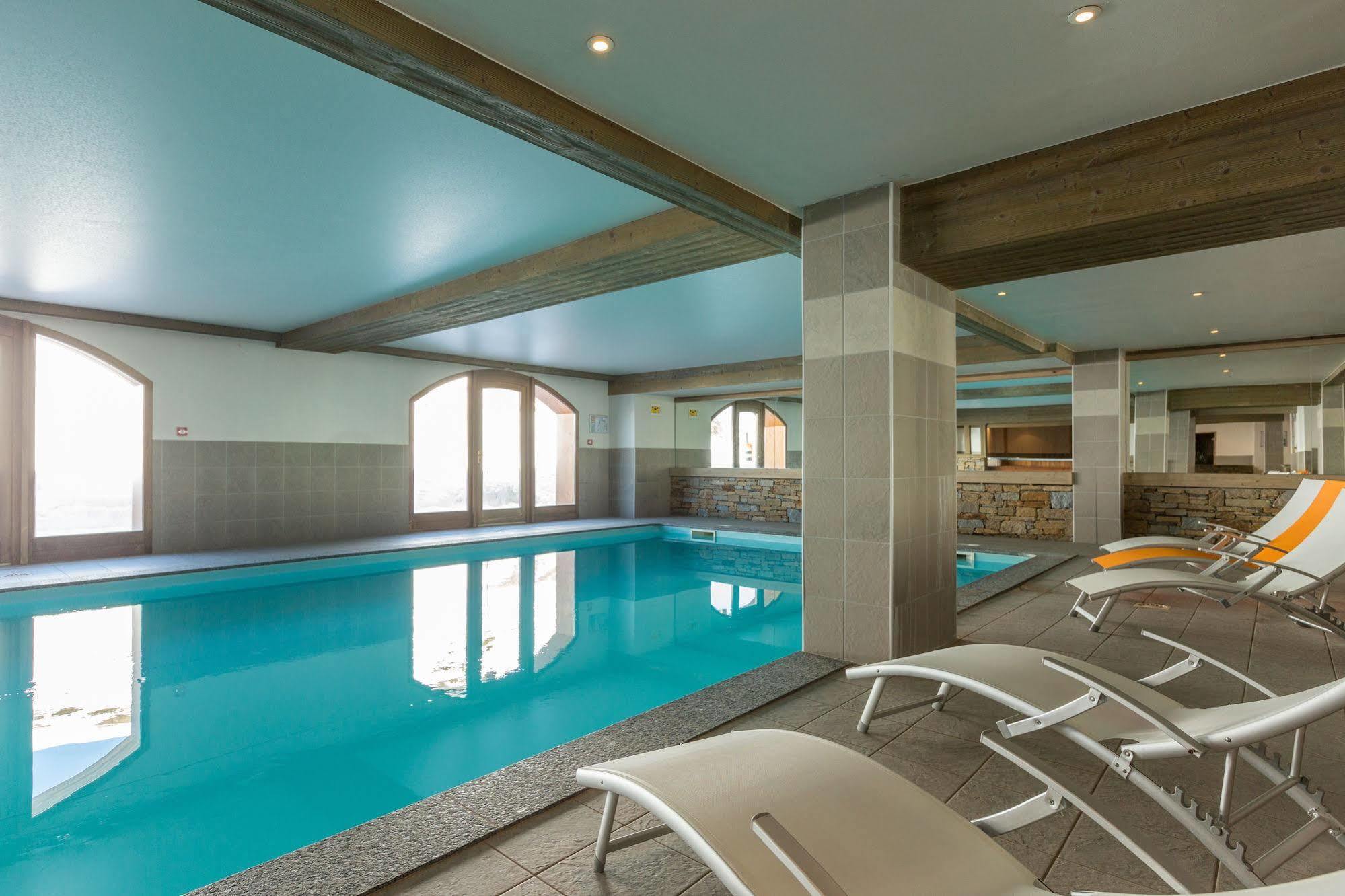Madame Vacances Lodges Des Alpages La Plagne Exterior photo